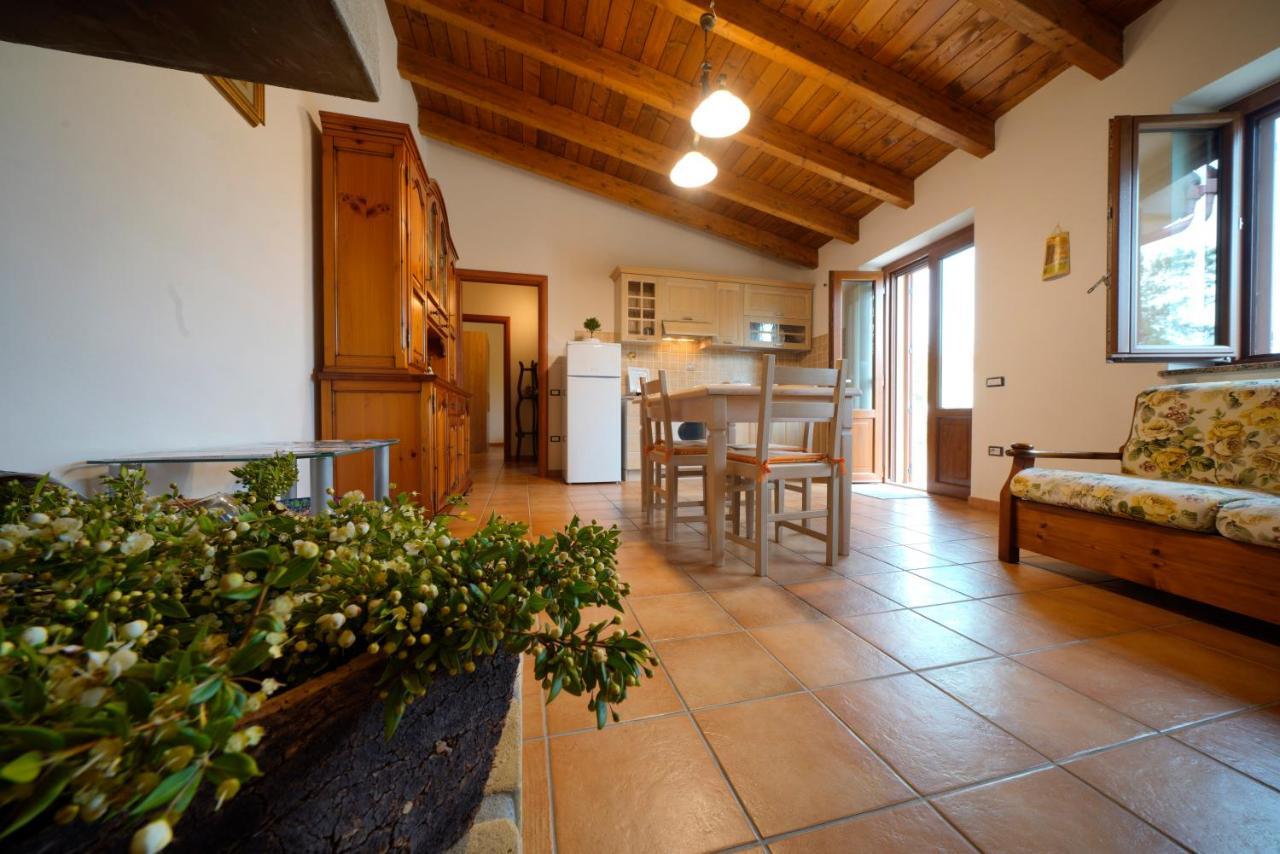 Apartmán L'Oliveto Nuxis Exteriér fotografie